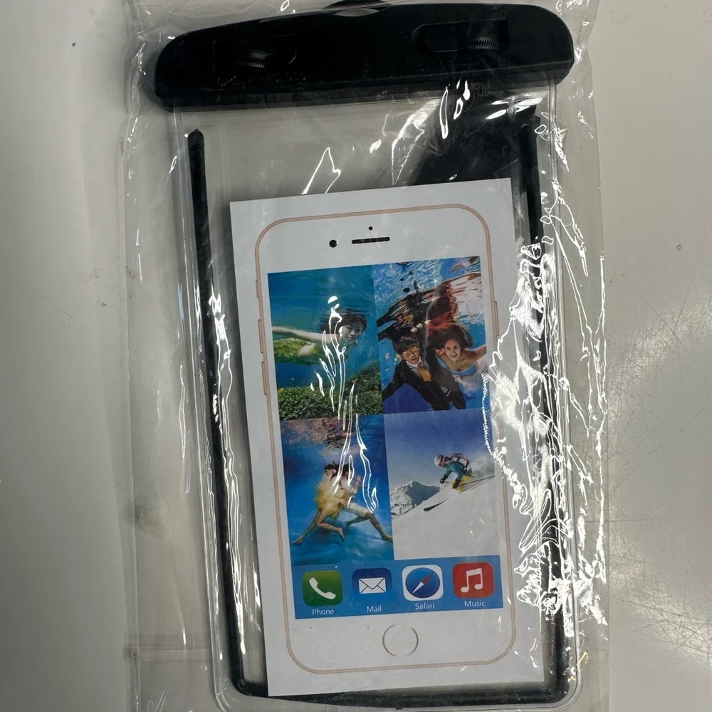 Universal Waterproof Phone Pouch - Black